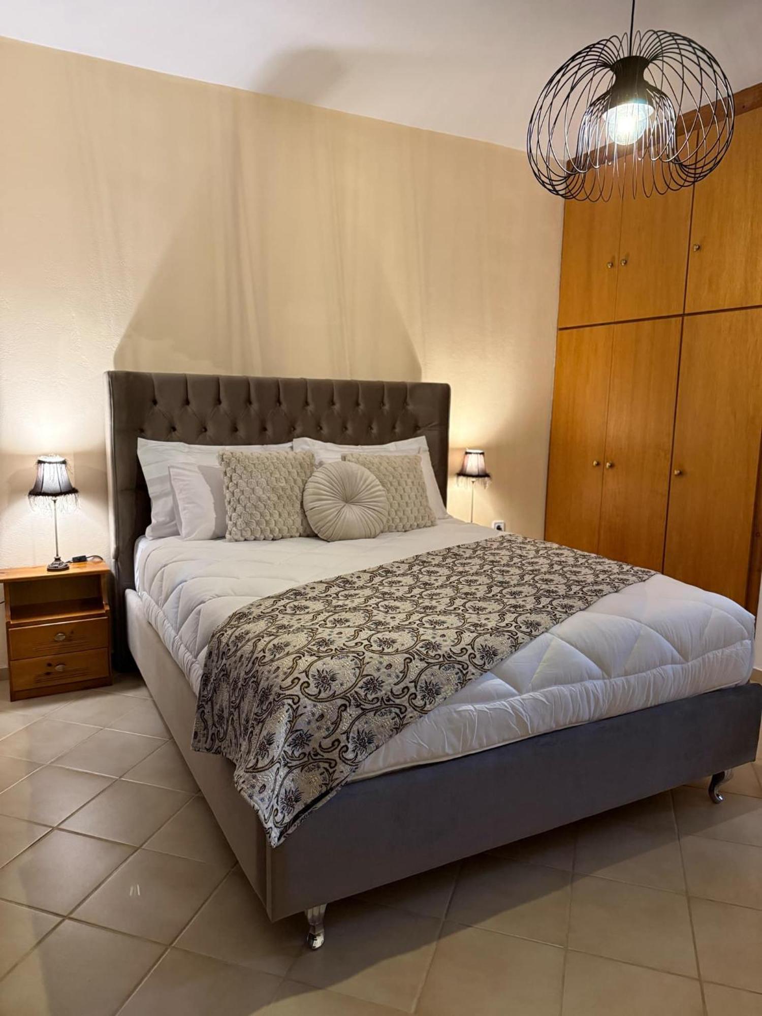 Evita Luxury Apartments Spilia  Esterno foto
